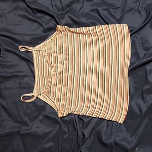 Cropped tank top stripped it has a lot of colors
